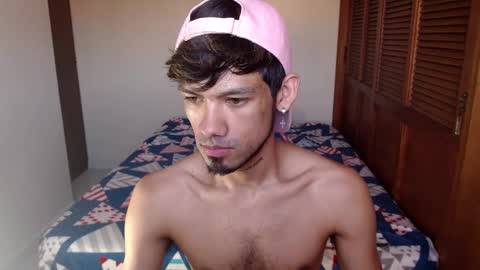 instagram  adam x256 online show from January 14, 9:51 pm