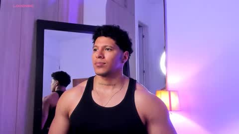 adambrocs1 online show from March 21, 12:36 am