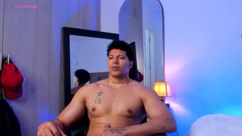 adambrocs1 online show from March 1, 4:50 pm