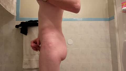 Snapshot of adamllamas chatting on February 4, 1:13 am adamllamas online show from February 4, 1:13 am