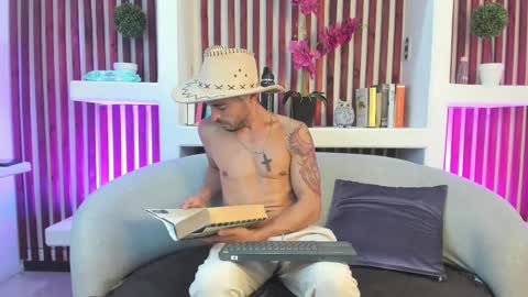 Im Adams Sanz online show from February 14, 11:22 pm