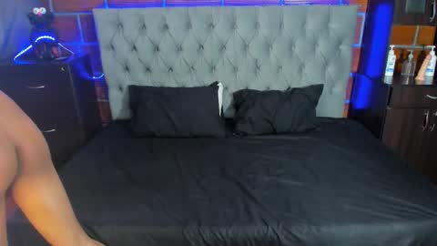 Adan Oriol online show from September 9, 7:02 pm