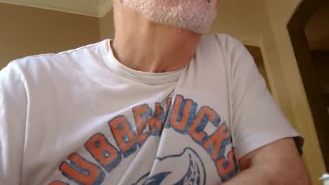 add_me_2 online show from May 29, 5:34 pm