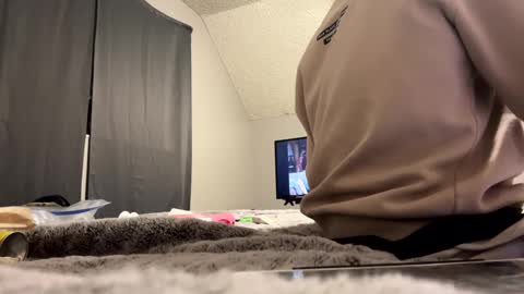 adick_ting online show from December 16, 4:45 am