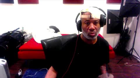 adick_ting online show from February 23, 12:21 pm