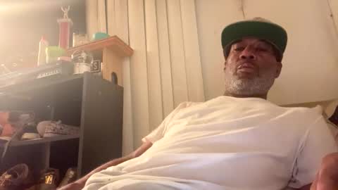 adick_ting online show from September 18, 5:09 am