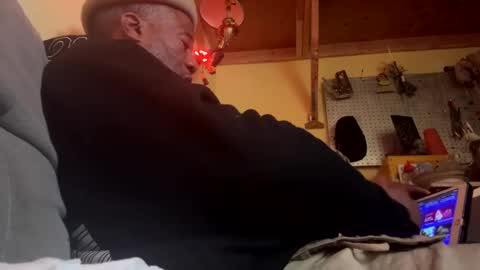 adick_ting online show from February 8, 6:12 pm