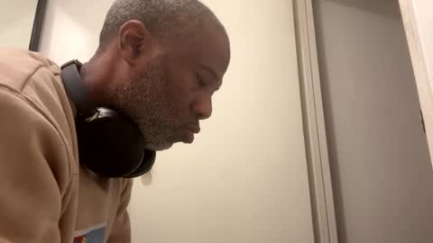 adick_ting online show from February 7, 11:23 am