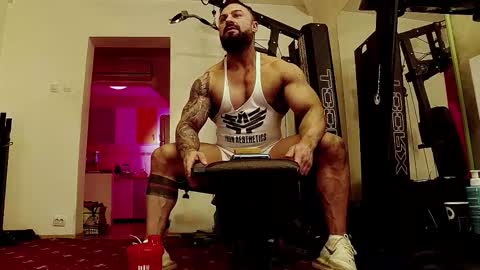 Adonis online show from October 5, 10:03 pm