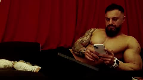 Adonis online show from December 17, 6:36 pm