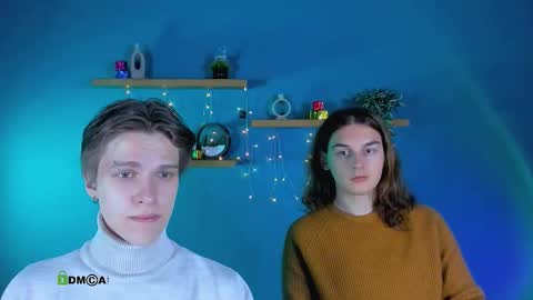 adrian_hart online show from December 19, 9:50 am