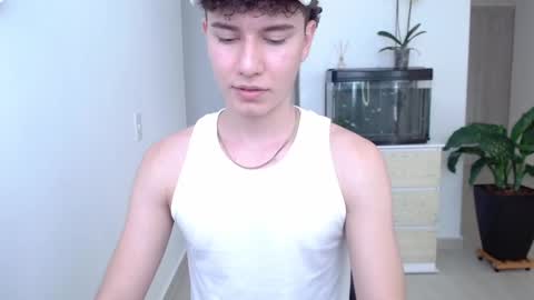 adrian morelli online show from December 12, 7:15 pm