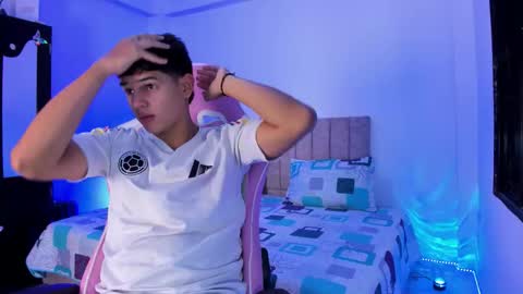 ADRIAN online show from March 9, 7:08 pm