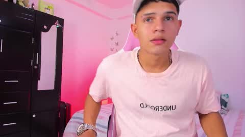 ADRIAN online show from February 4, 6:25 pm