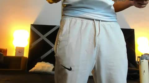 Adrian online show from April 25, 3:31 am