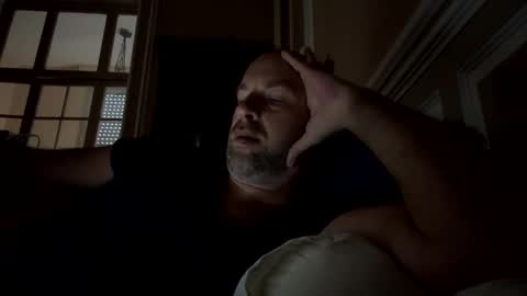 adrienfromparis online show from December 19, 8:34 am