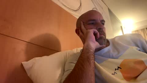 adrienfromparis online show from January 29, 8:04 pm