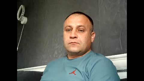 Sasha online show from April 9, 6:30 am