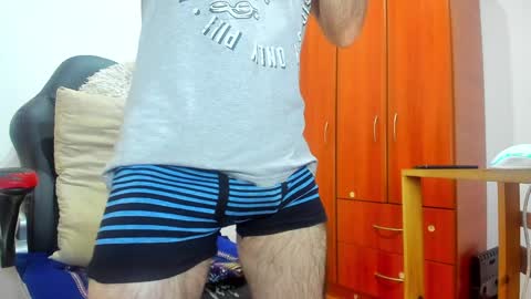 Agustin online show from December 12, 11:58 pm