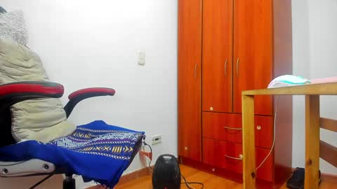 Agustin online show from December 11, 6:16 pm