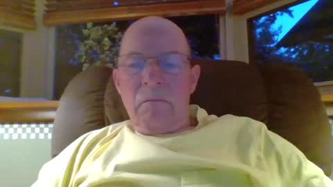 aguynrkfrd online show from August 2, 10:24 am