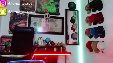 Aharon  Zamora online show from December 16, 9:20 pm