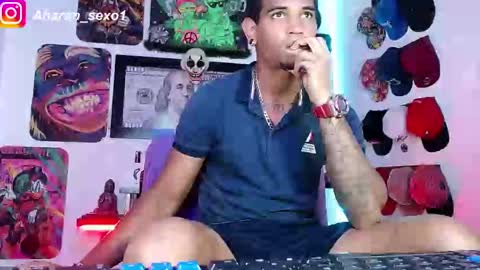 Aharon  Zamora online show from January 3, 4:00 am