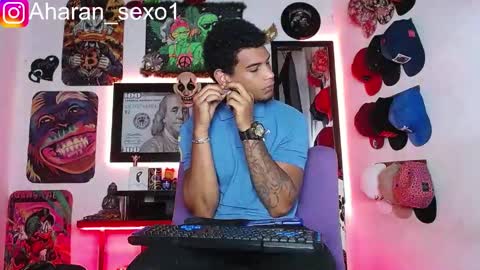 Aharon  Zamora online show from February 17, 2:53 am