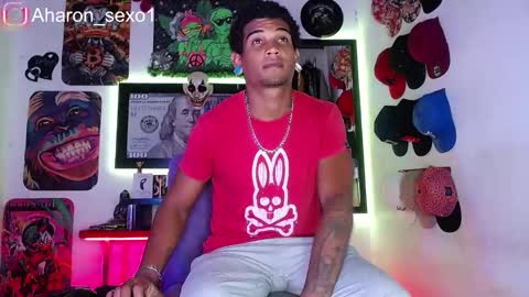 Aharon  Zamora online show from March 1, 2:37 am