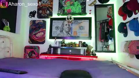 Aharon  Zamora online show from March 4, 3:11 am