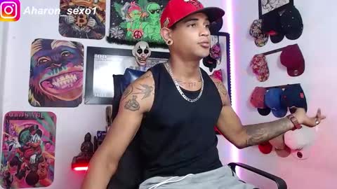 Aharon  Zamora online show from December 2, 11:16 pm