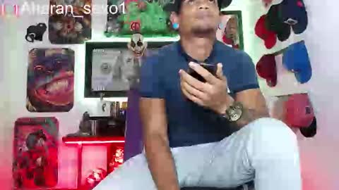 Aharon  Zamora online show from February 18, 3:32 pm