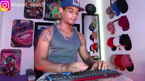 Aharon  Zamora online show from January 15, 3:00 am