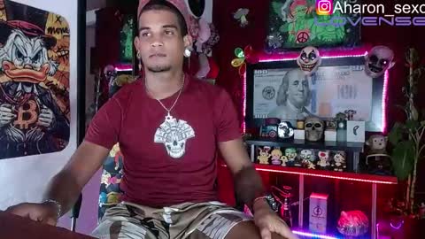 Aharon  Zamora online show from November 11, 7:24 am