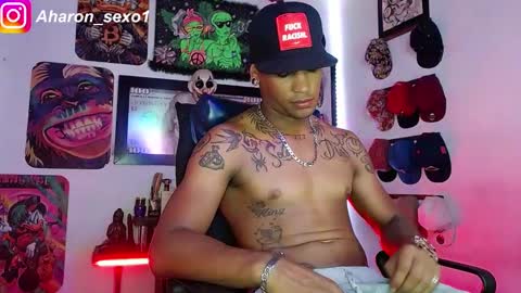 Aharon  Zamora online show from December 6, 12:45 am