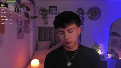 A H  online show from September 12, 3:06 am