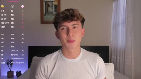 A H  online show from December 2, 10:21 pm