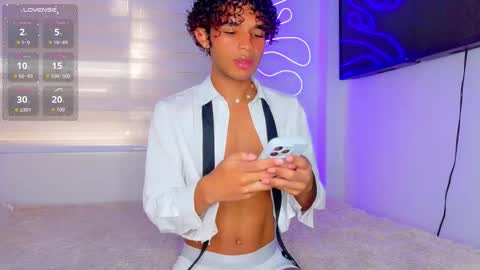 Aaron Winter online show from January 31, 7:23 pm