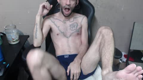 Leo  Airborn  Sir  Daddy online show from February 6, 7:02 am