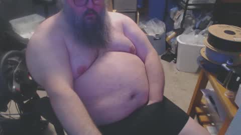 Snapshot of akswitchcouple chatting on February 8, 1:32 am AKswitchCouple online show from February 8, 1:32 am