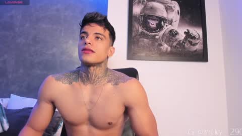 alan_morrys online show from December 12, 2:04 am