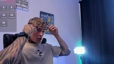 Alan online show from February 16, 2:21 pm