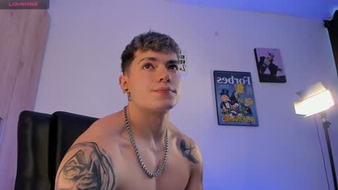 Alan online show from January 5, 3:02 pm