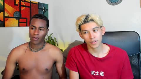 Snapshot of alan_scot chatting on January 16, 2:51 am Alan and Criss - WE JUST FRIENDS WITH BENEFITS BOTH VERS online show from January 16, 2:51 am