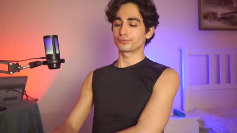 idenavarre online show from January 16, 10:55 pm