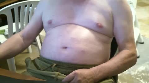 Snapshot of alanlee10allen chatting on October 6, 4:22 pm Alanlee10allen online show from October 6, 4:22 pm