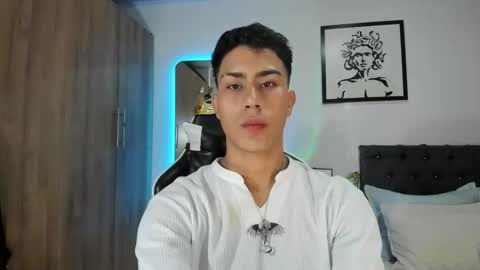 alannaughty_ online show from March 8, 8:46 pm