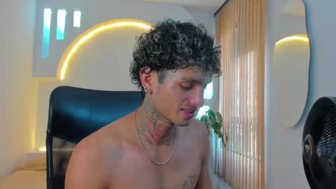 alan online show from December 24, 4:19 pm