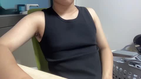 alanwu12 online show from December 8, 9:35 am