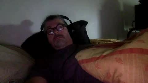 albandant online show from April 12, 9:11 am